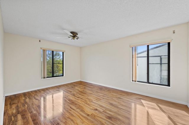 2732 SW Matheson Avenue 112-H2, Palm City, FL 34990