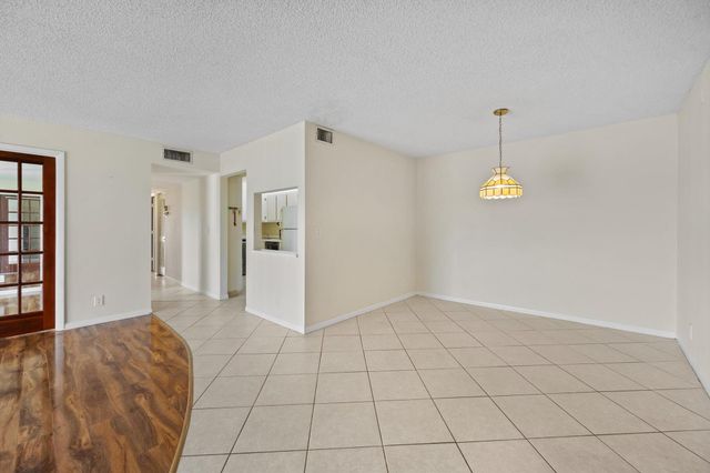 2732 SW Matheson Avenue 112-H2, Palm City, FL 34990