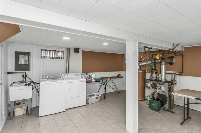 323 Richard Street, West Hempstead, NY 11552