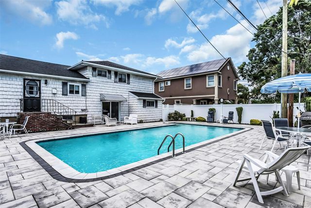 323 Richard Street, West Hempstead, NY 11552