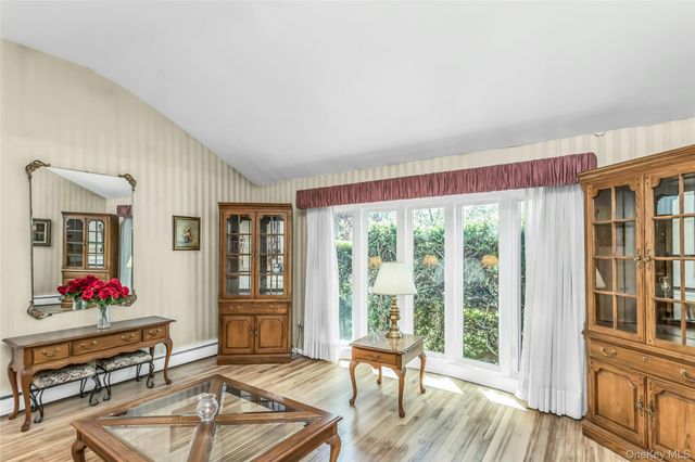323 Richard Street, West Hempstead, NY 11552