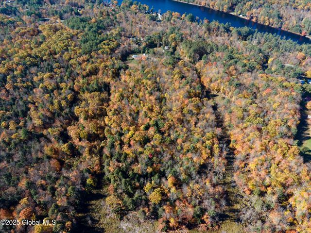 L15 East River Drive, Lake Luzerne, NY 12846