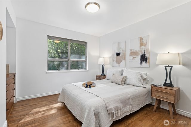 6542 43rd Avenue NE, Seattle, WA 98115
