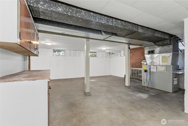 6542 43rd Avenue NE, Seattle, WA 98115