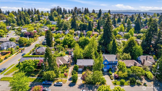 6542 43rd Avenue NE, Seattle, WA 98115