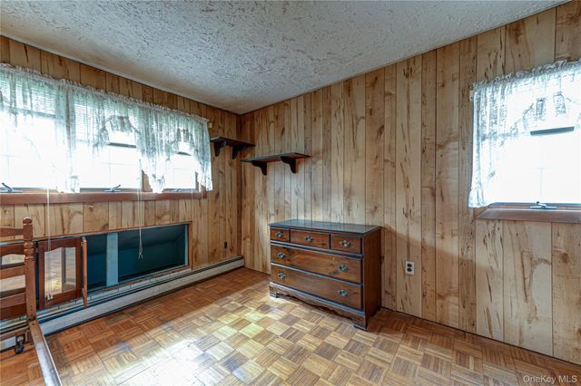 63 Barretts Avenue, Holtsville, NY 11742