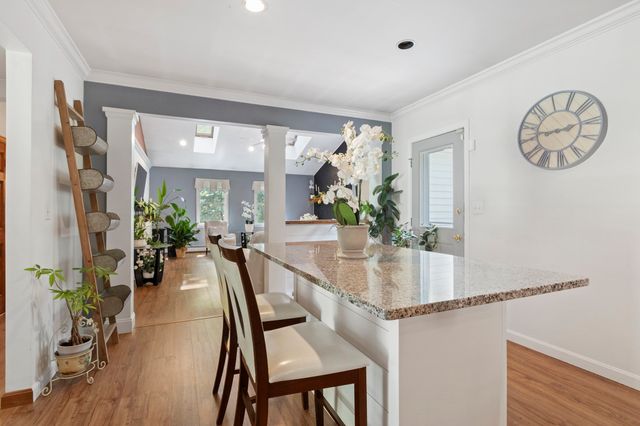 39 Hopewell St, Taunton, MA 02780
