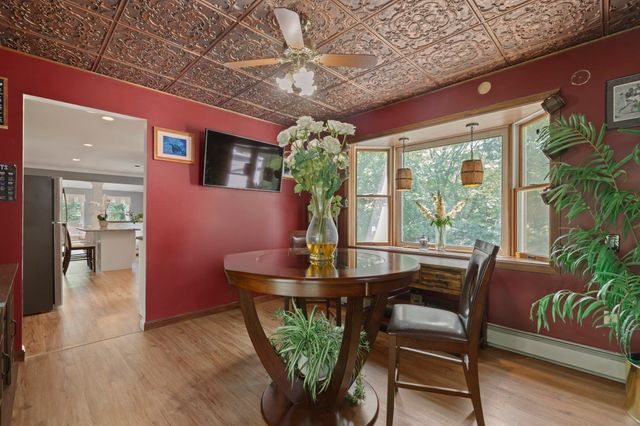 39 Hopewell St, Taunton, MA 02780