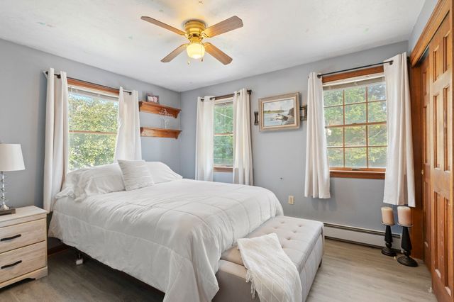 39 Hopewell St, Taunton, MA 02780