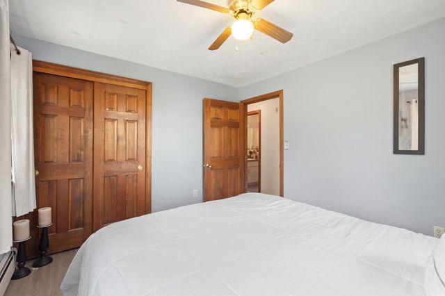 39 Hopewell St, Taunton, MA 02780
