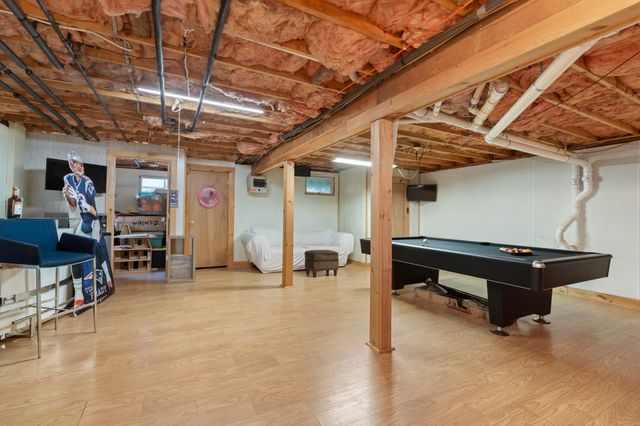 39 Hopewell St, Taunton, MA 02780
