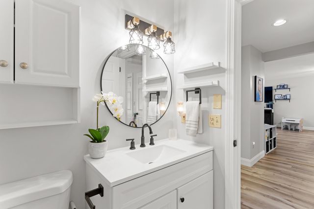 1465 Hooksett Rd Unit 390, Hooksett, NH 03106