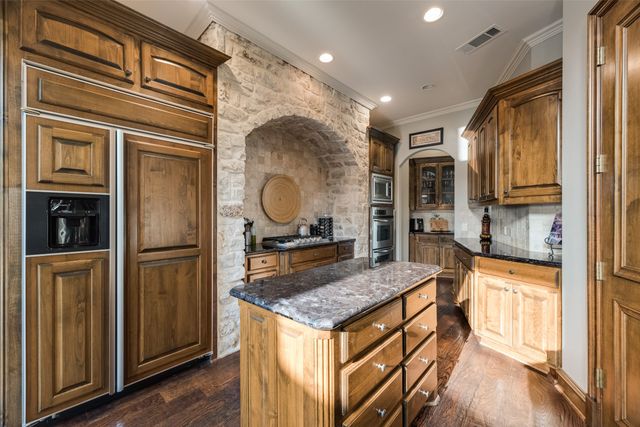 2019 Kings Pass, Heath, TX 75032