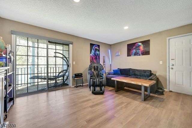 111 Raintree Ln 111, Mahwah Twp., NJ 07430