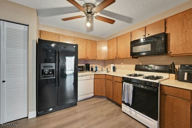 111 Raintree Ln 111, Mahwah Twp., NJ 07430