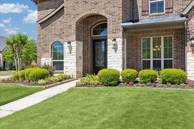 6703 Fairwood Creek Lane, Sugar Land, TX 77479