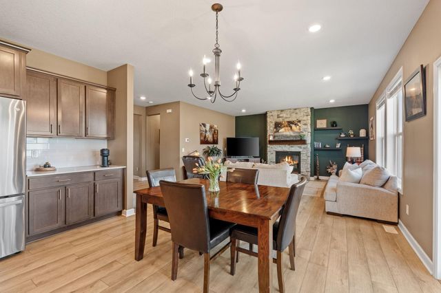 13764 142nd Avenue N, Dayton, MN 55327