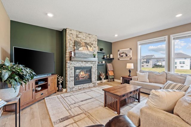 13764 142nd Avenue N, Dayton, MN 55327