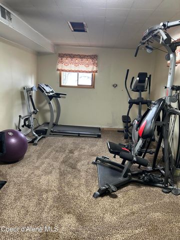 1009 S 2nd St, St. Maries, ID 83861