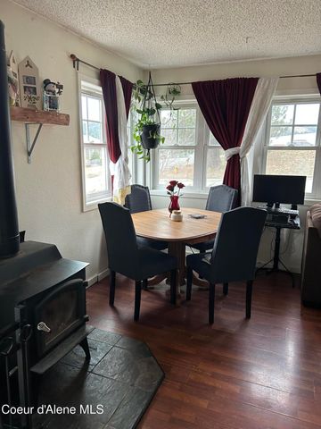 1009 S 2nd St, St. Maries, ID 83861