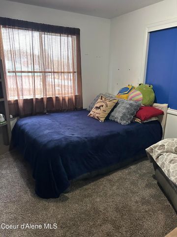 1009 S 2nd St, St. Maries, ID 83861