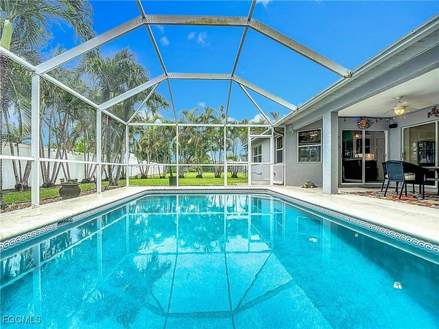 3007 Academy BLVD, Cape Coral, FL 33904