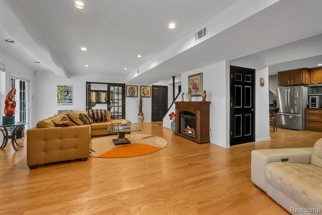 1433 Callaway Court, Howell, MI 48843