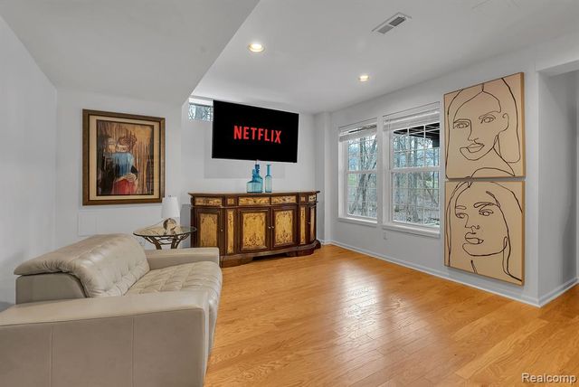 1433 Callaway Court, Howell, MI 48843