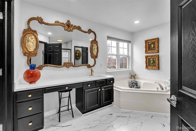 1433 Callaway Court, Howell, MI 48843