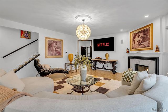 1433 Callaway Court, Howell, MI 48843