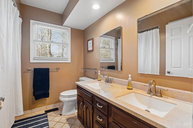 1077 Tumbleweed Drive, Miami Twp, OH 45140