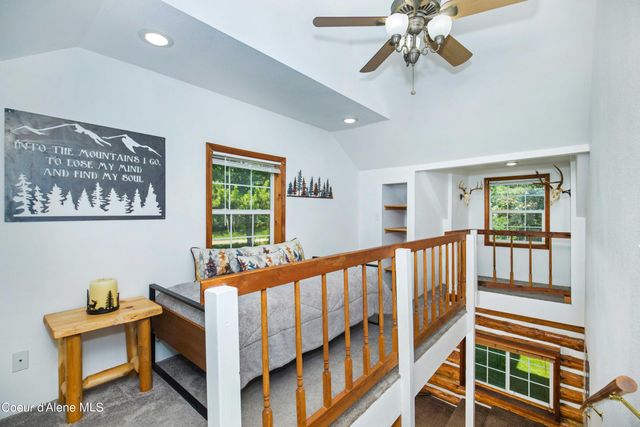 206 Artisan Way, Sandpoint, ID 83864