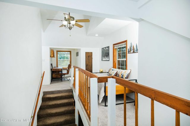 206 Artisan Way, Sandpoint, ID 83864