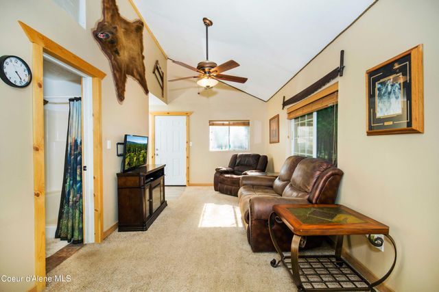 206 Artisan Way, Sandpoint, ID 83864