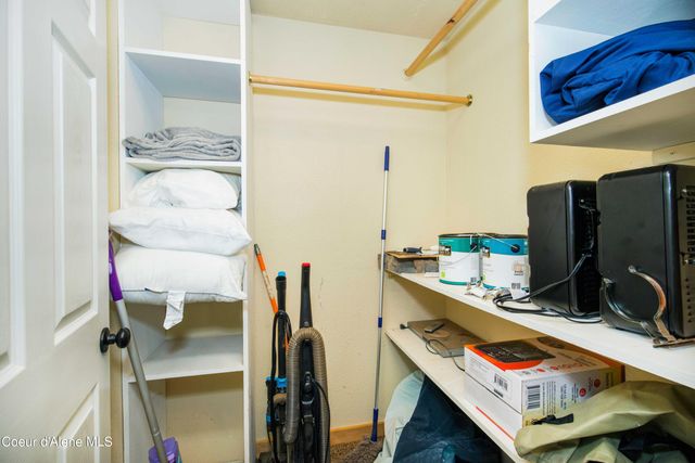 206 Artisan Way, Sandpoint, ID 83864