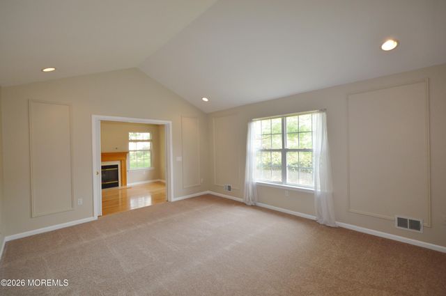 2337 E Ashfield Court, Toms River, NJ 08755