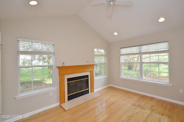 2337 E Ashfield Court, Toms River, NJ 08755