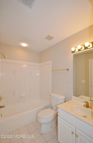 2337 E Ashfield Court, Toms River, NJ 08755