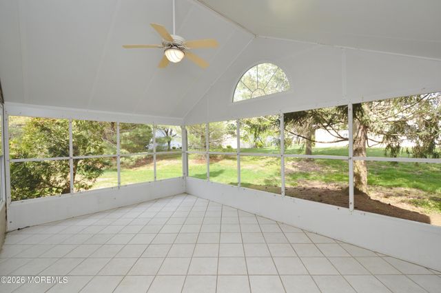 2337 E Ashfield Court, Toms River, NJ 08755