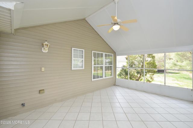 2337 E Ashfield Court, Toms River, NJ 08755