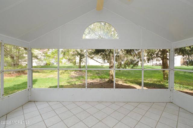 2337 E Ashfield Court, Toms River, NJ 08755