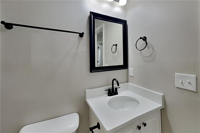 670 Chantress Court, Alpharetta, GA 30004