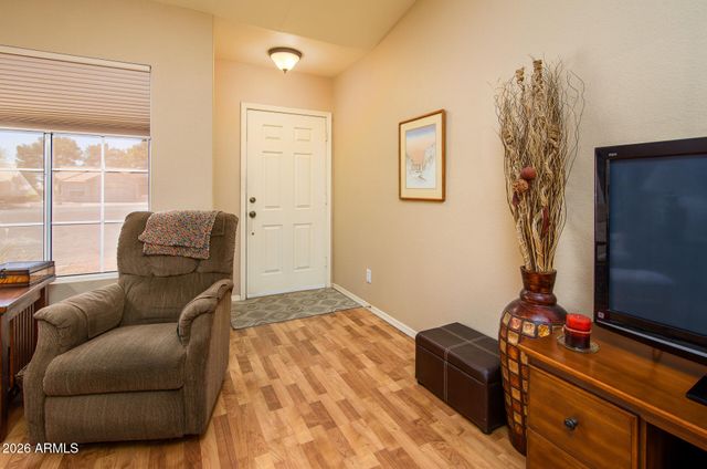 6335 S CYPRESS POINT Drive, Chandler, AZ 85249