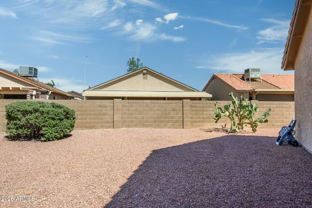 6335 S CYPRESS POINT Drive, Chandler, AZ 85249