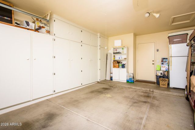 6335 S CYPRESS POINT Drive, Chandler, AZ 85249