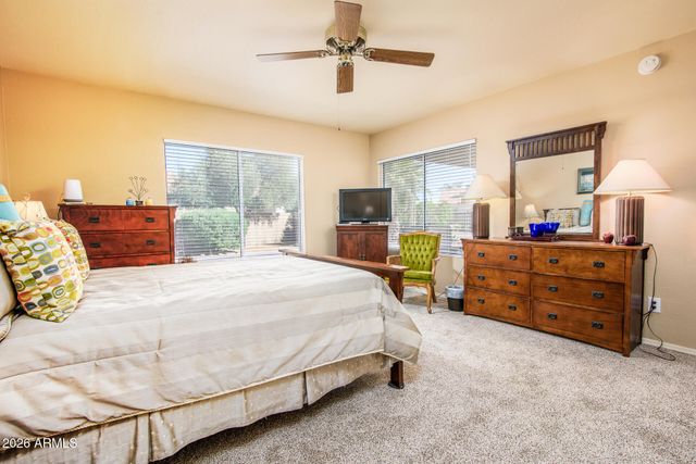 6335 S CYPRESS POINT Drive, Chandler, AZ 85249