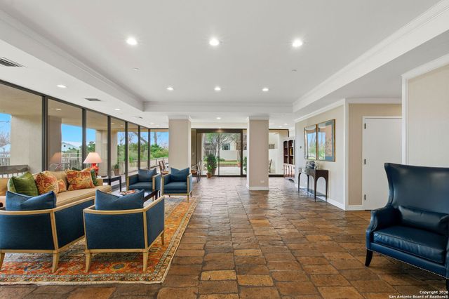 4001 N. New Braunfels APT 1206A, San Antonio, TX 78209