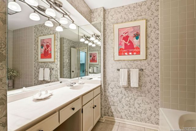 4001 N. New Braunfels APT 1206A, San Antonio, TX 78209