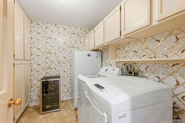 4001 N. New Braunfels APT 1206A, San Antonio, TX 78209