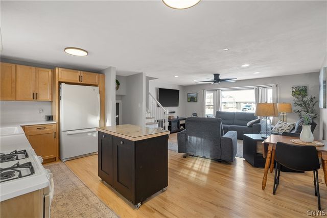 200 East Arbordale Road, Camillus, NY 13219